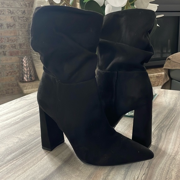 Brand new Suede Booties. - Picture 1 of 17